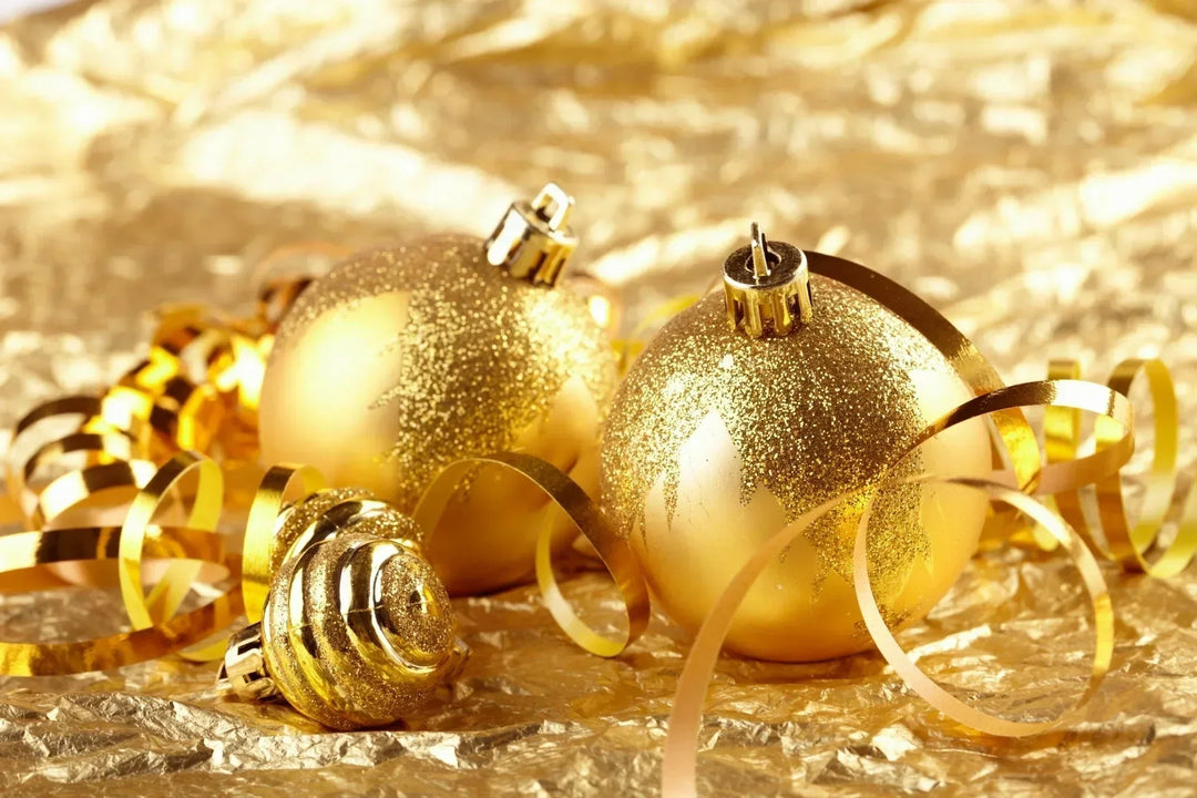 Why buy gold before the Christmas holidays?